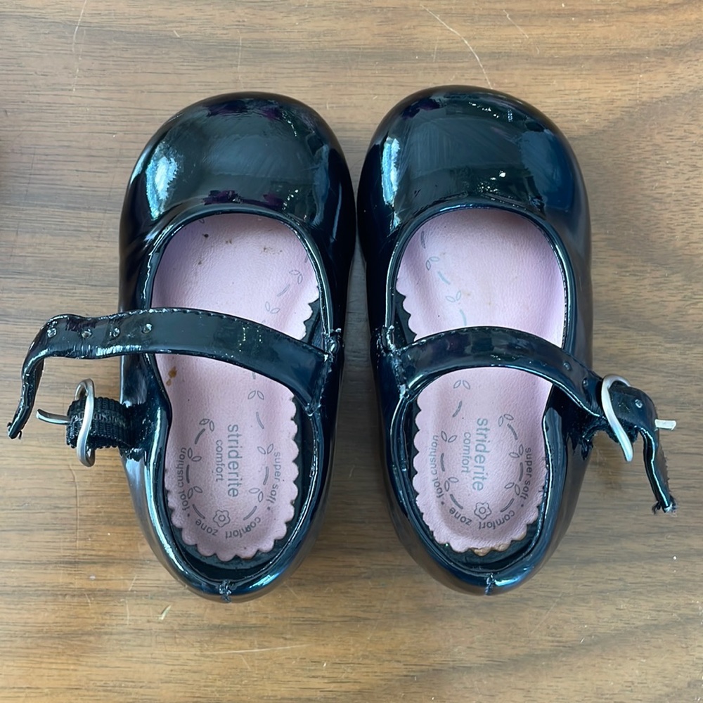 Stride Rite baby girl patent leather mary janes